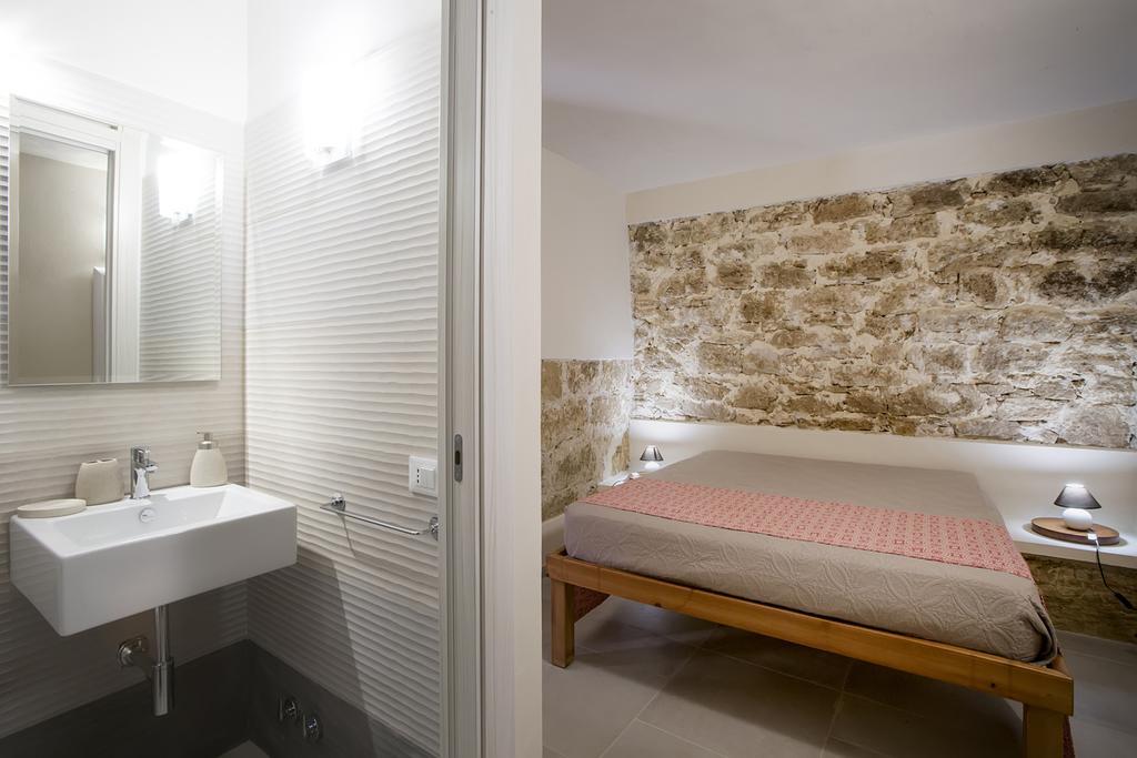 Bed and Breakfast La Rocca Scavata Rilievo Exterior foto
