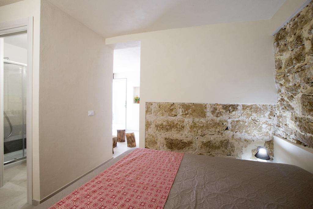 Bed and Breakfast La Rocca Scavata Rilievo Exterior foto
